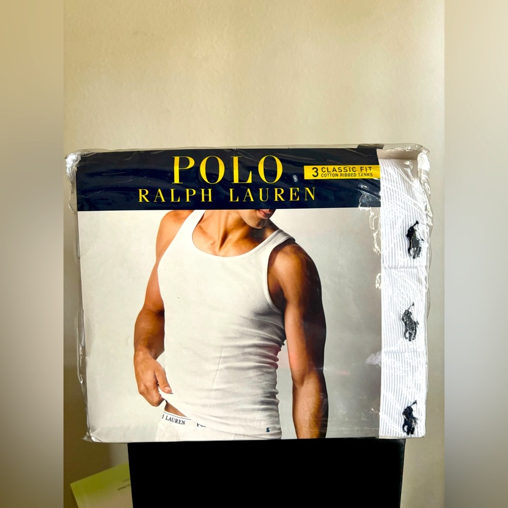 Polo RALPH LAUREN
NEVER OPENED BRAND NEW